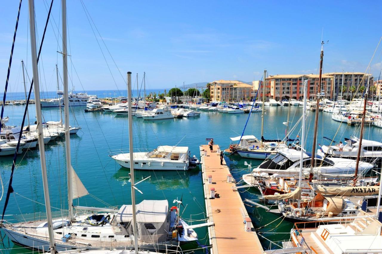 Hotel Mileade Mediterranee - Port-Fréjus Екстериор снимка