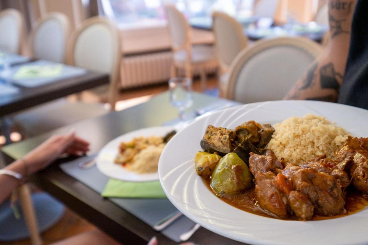 Hotel Mileade Mediterranee - Port-Fréjus Екстериор снимка
