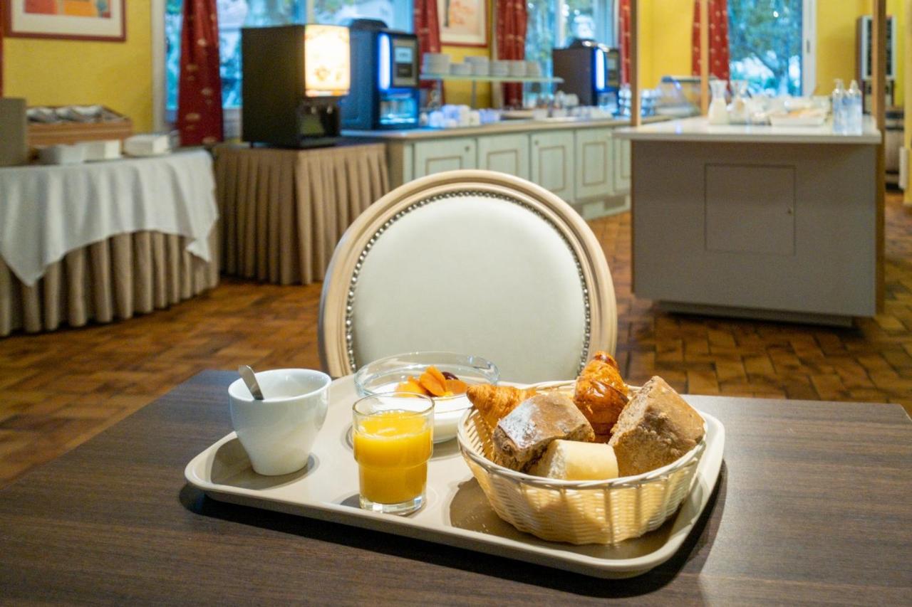 Hotel Mileade Mediterranee - Port-Fréjus Екстериор снимка