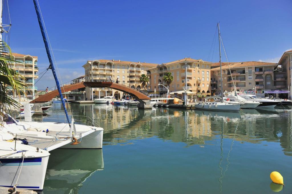 Hotel Mileade Mediterranee - Port-Fréjus Екстериор снимка