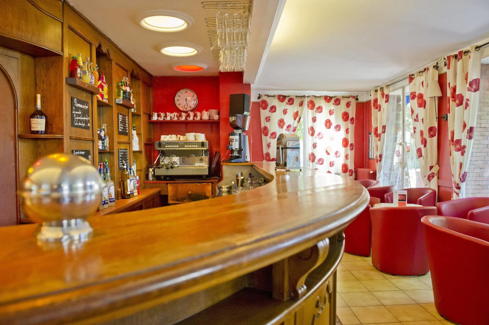 Hotel Mileade Mediterranee - Port-Fréjus Екстериор снимка